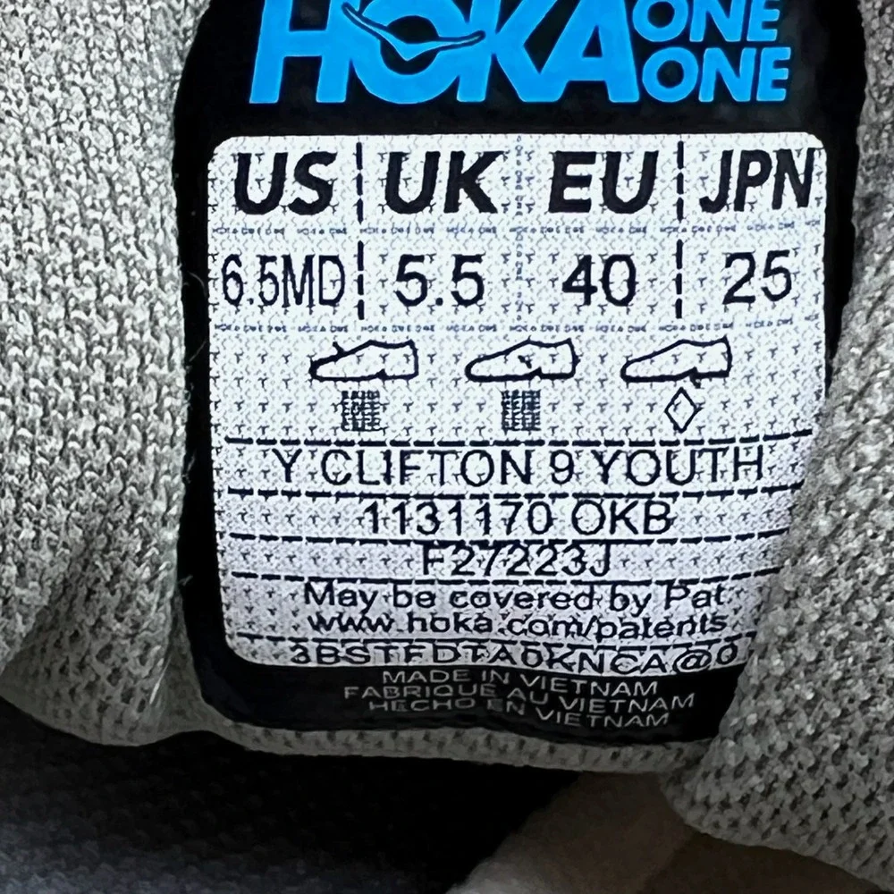 Hoka One One Clifton 9 Youth Size 6.5Y Oat Milk Barley Running Shoes 1131170 OKB